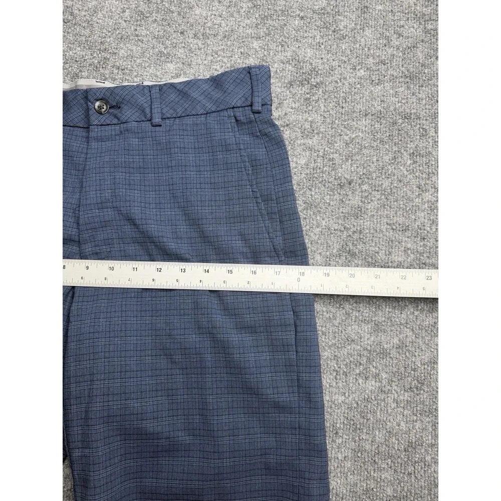 Walter Hagen Men's 30 Performance 11 Easy Waist Golf Shorts Blue Plaid Pockets